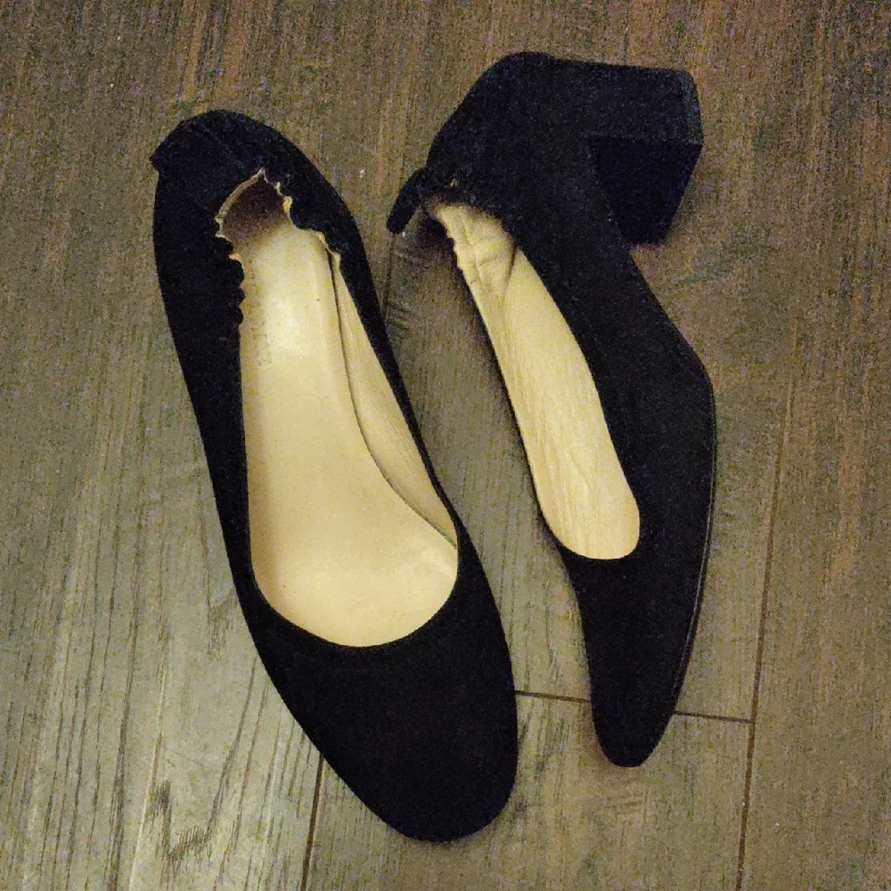 Everlane "The Day" Black Suede Heels